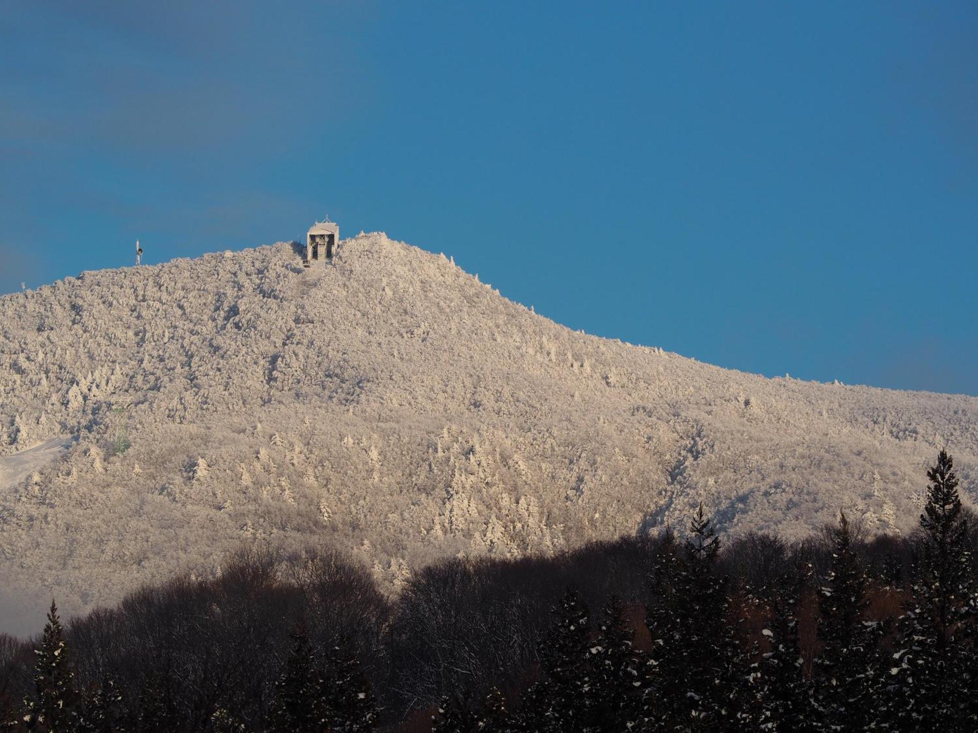 Snowfall Meteor 飛雪流星 Kaminoyama Extérieur photo